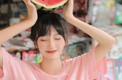 娱乐吃瓜群头像图片女,揭秘娱乐吃瓜群头像中的魅力女生