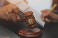 车损肇事逃逸交警如何处理？从现场勘查到法律处罚一文全了解_交通肇事逃逸罪的认定标准及处罚